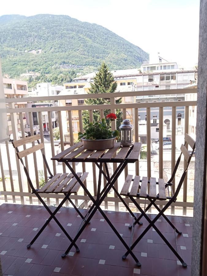 Ferienwohnung Mary House Sondrio Exterior foto
