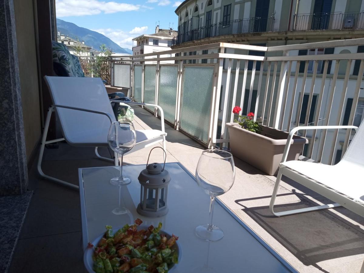 Ferienwohnung Mary House Sondrio Exterior foto