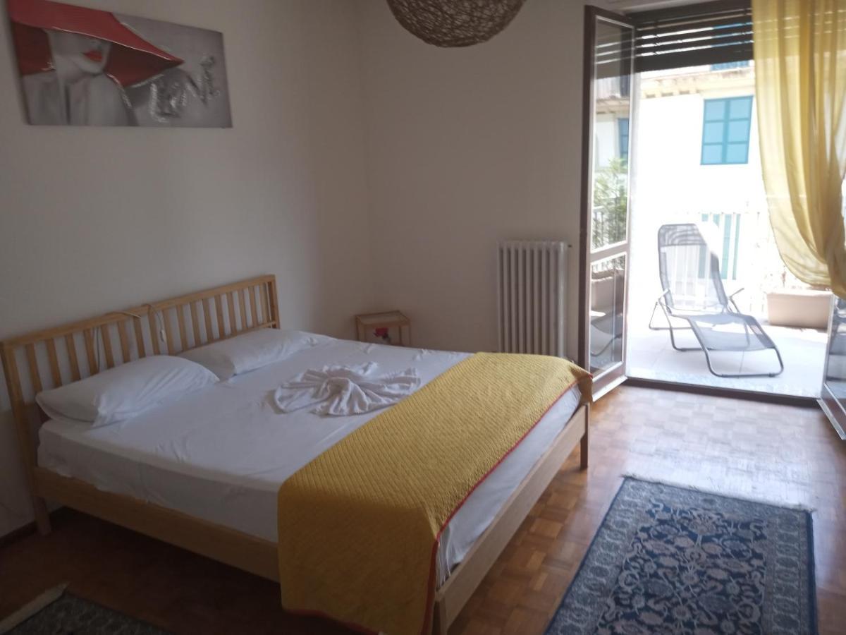 Ferienwohnung Mary House Sondrio Exterior foto